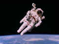 SpacemanR.JPG (10303 bytes)